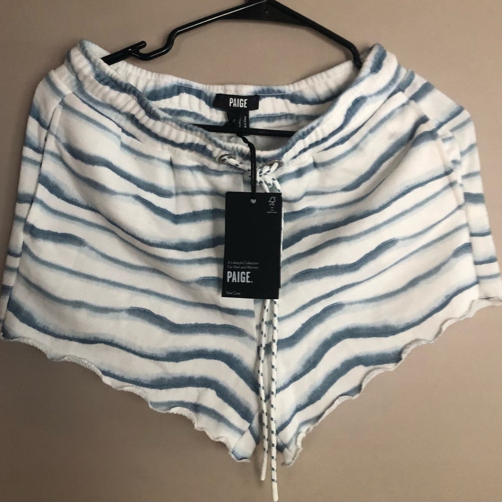 NWT  PAIGE Marlie Blue White Shorts  Size S